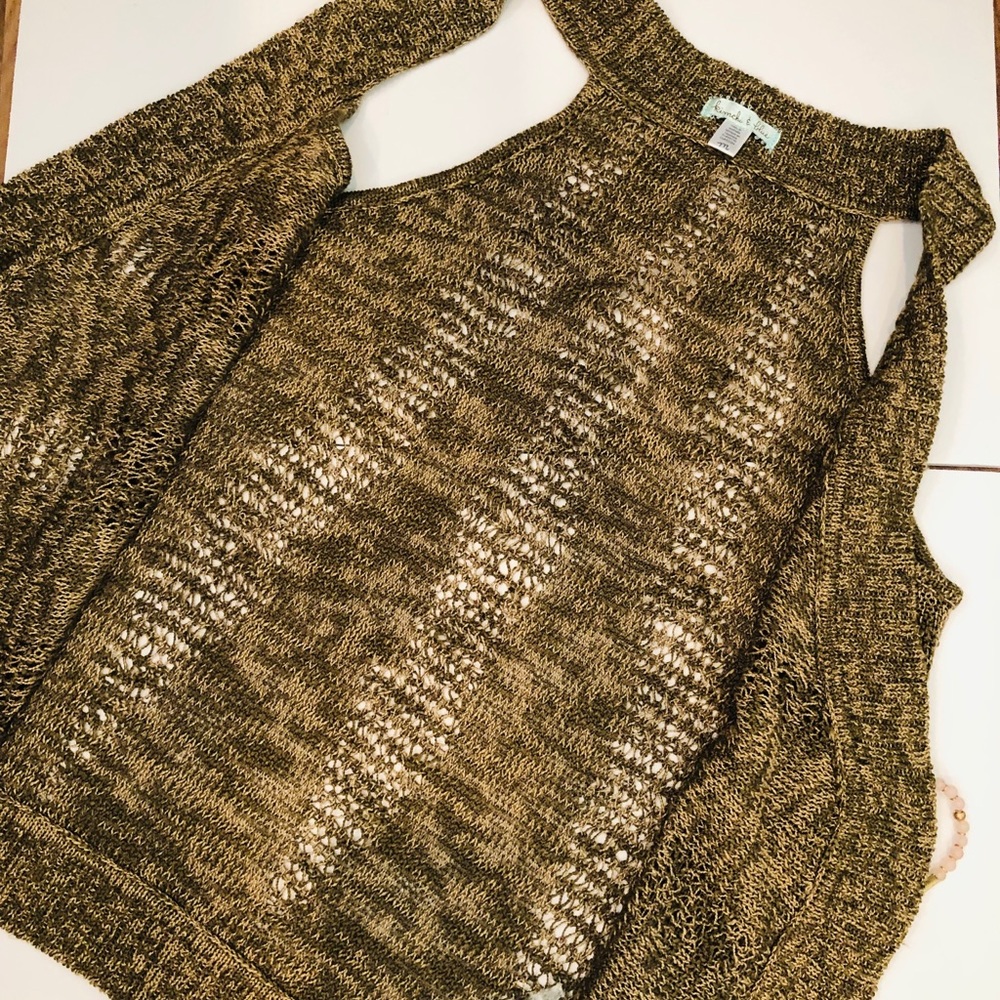 Sweater vest